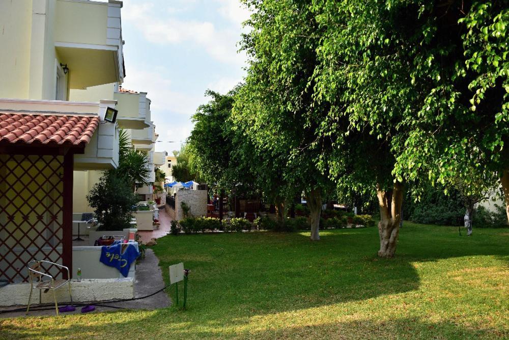 Sofia Studios & Apts Айия-Марина-Неа-Кидония Экстерьер фото